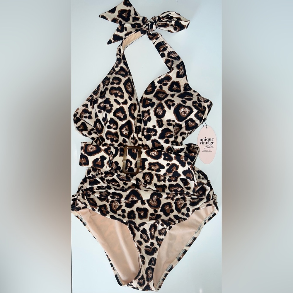 Unique Vintage Leopard Print Belted Halter Swimsuit - Large - Picture 4 of 6